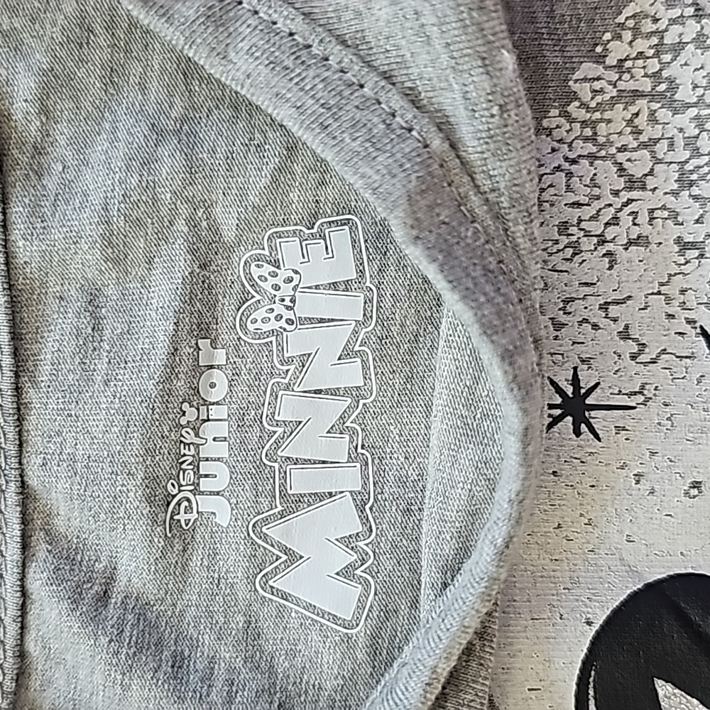 COPY - DISNEY 3T NWOT - Picture 3 of 5